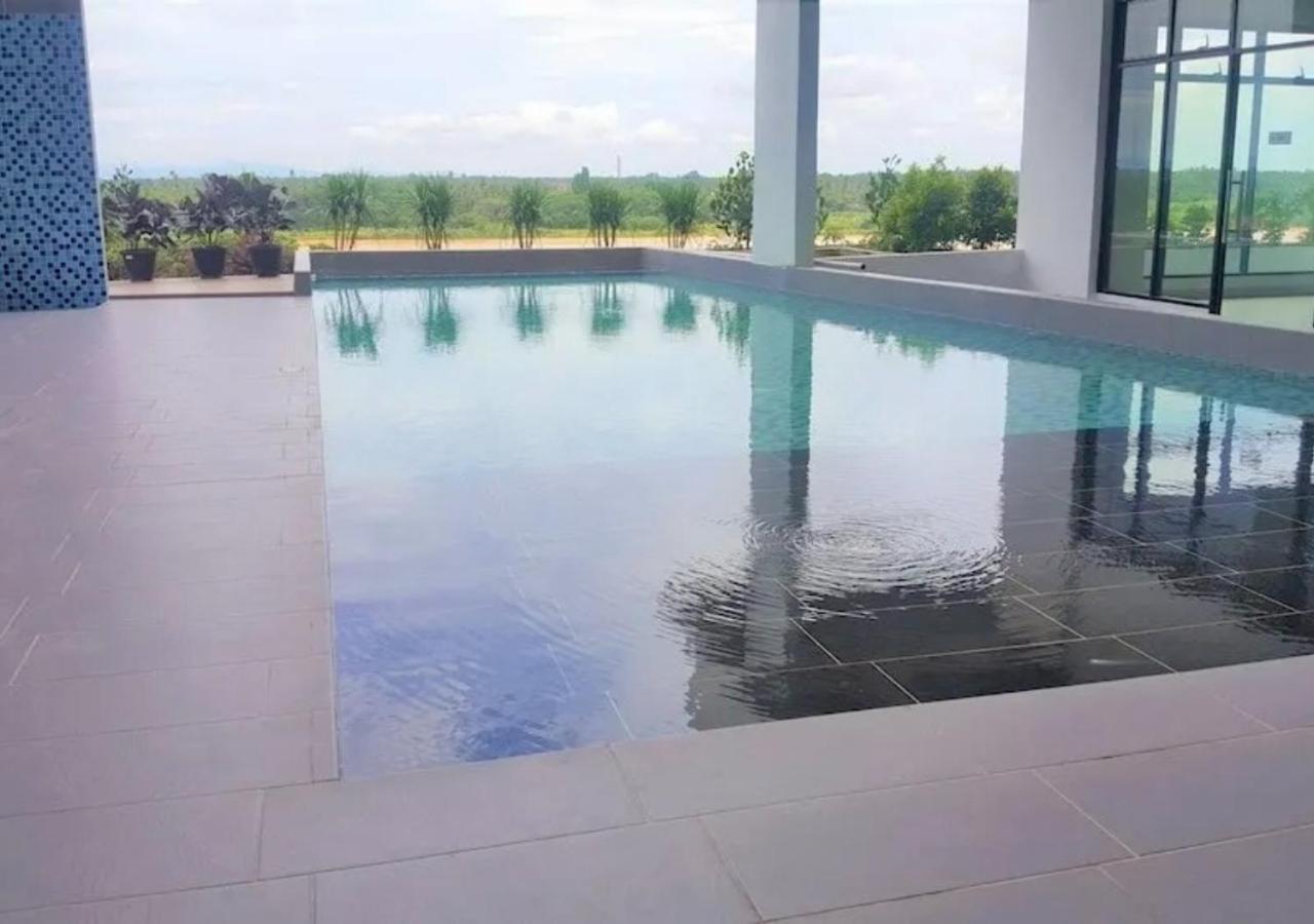 Riverview 8Pax 2Br In Kbtown Ps4, Netflix A-1-12 Kota Bharu Exterior photo